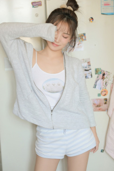 不扣纽的女孩电影